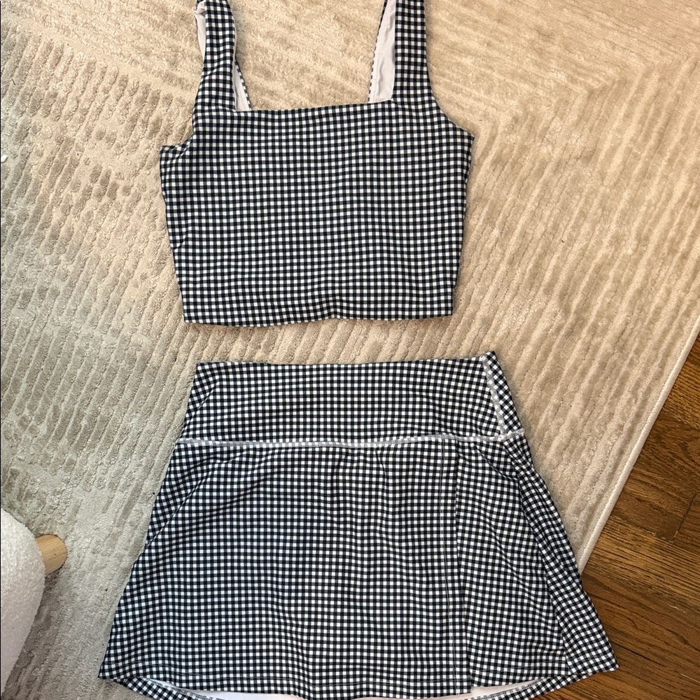 Stylish Black and White Gingham Women's Set